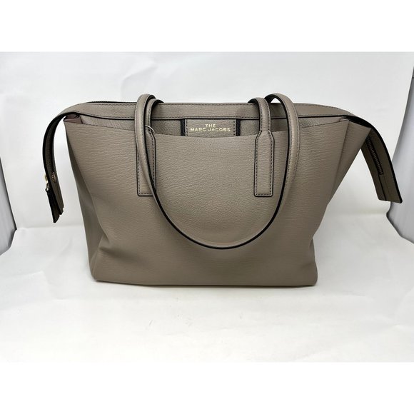 Marc Jacobs Handbags - Marc Jacobs "The Protege" Tote
